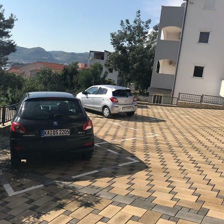 Apartments Filip Trogir Buitenkant foto