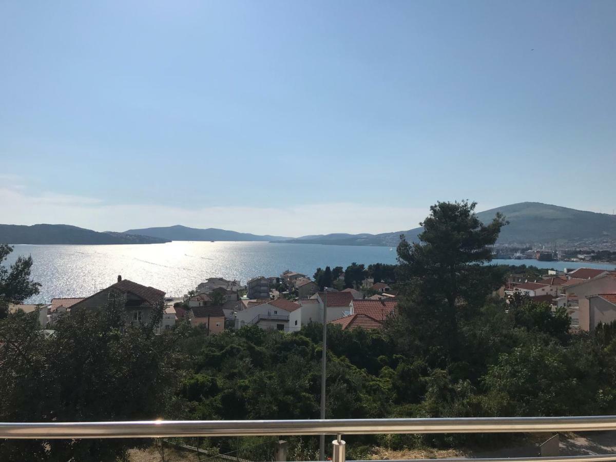 Apartments Filip Trogir Buitenkant foto